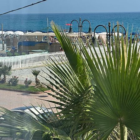 Appartamento Aria Del Mare Ventimiglia Dış mekan fotoğraf