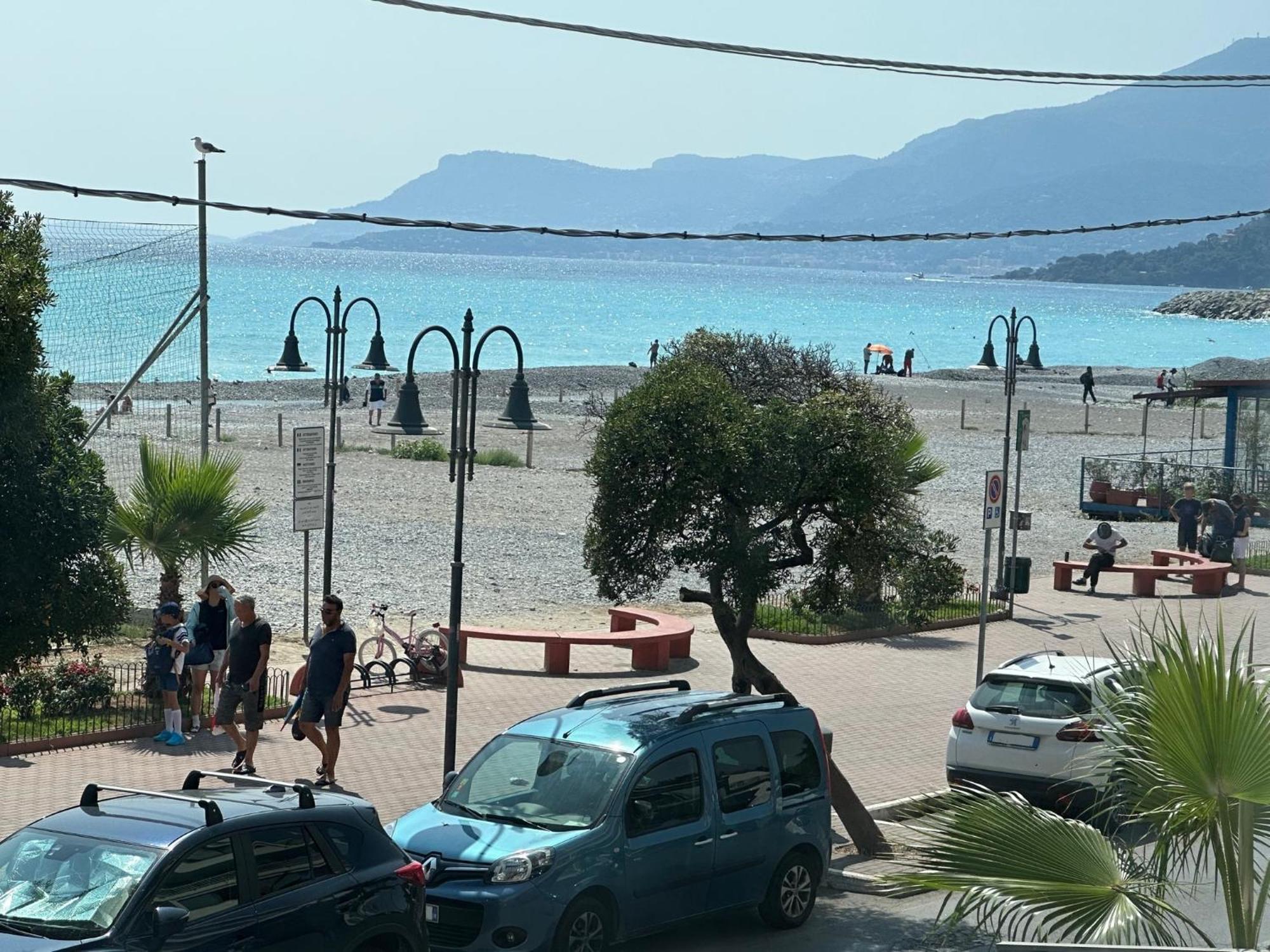 Appartamento Aria Del Mare Ventimiglia Dış mekan fotoğraf